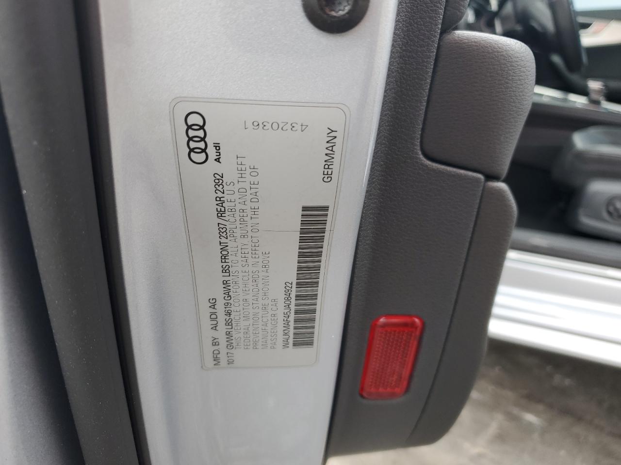 Audi A4 Premium Image 8