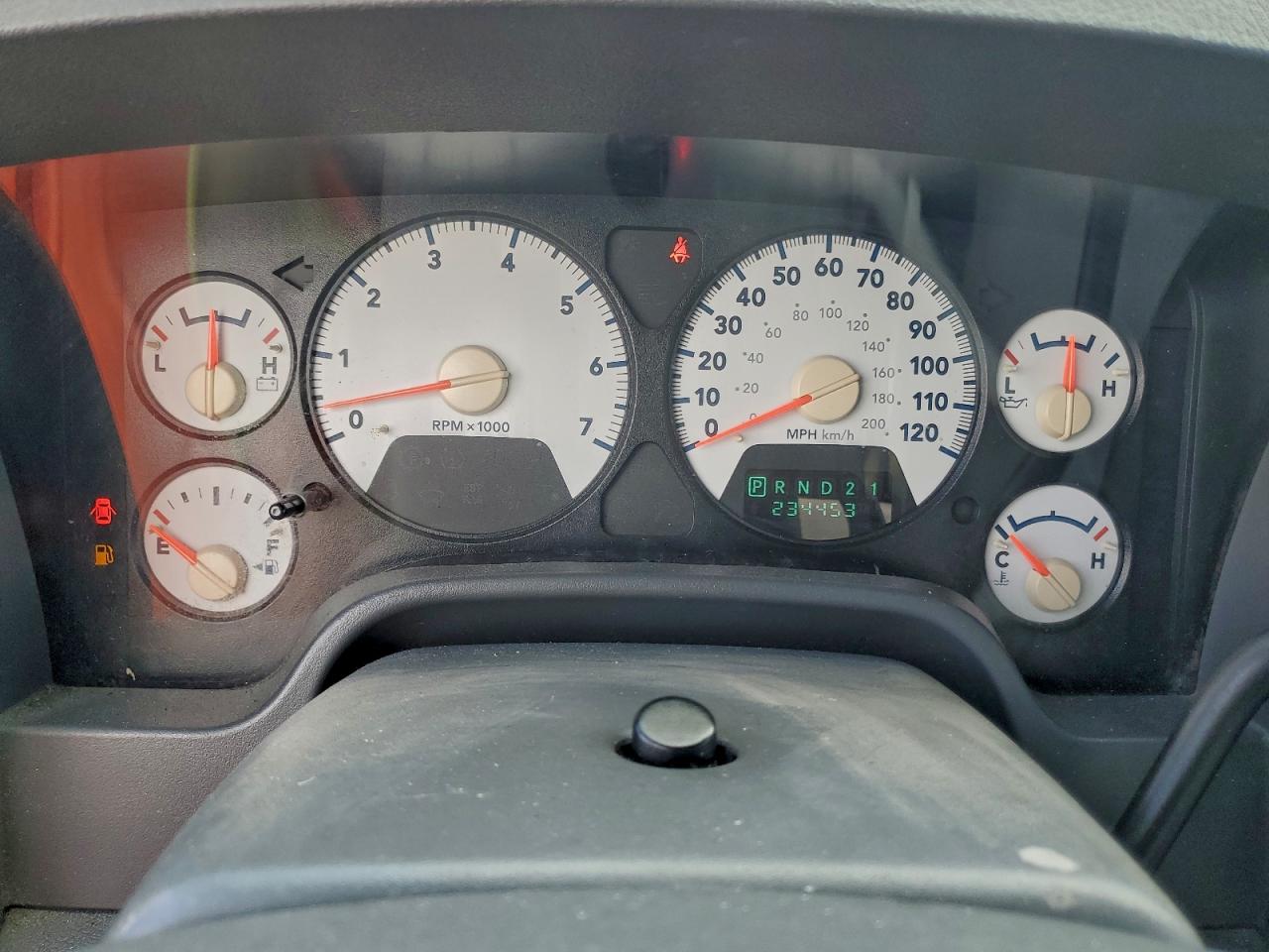 Dodge Ram 1500 St Image 2