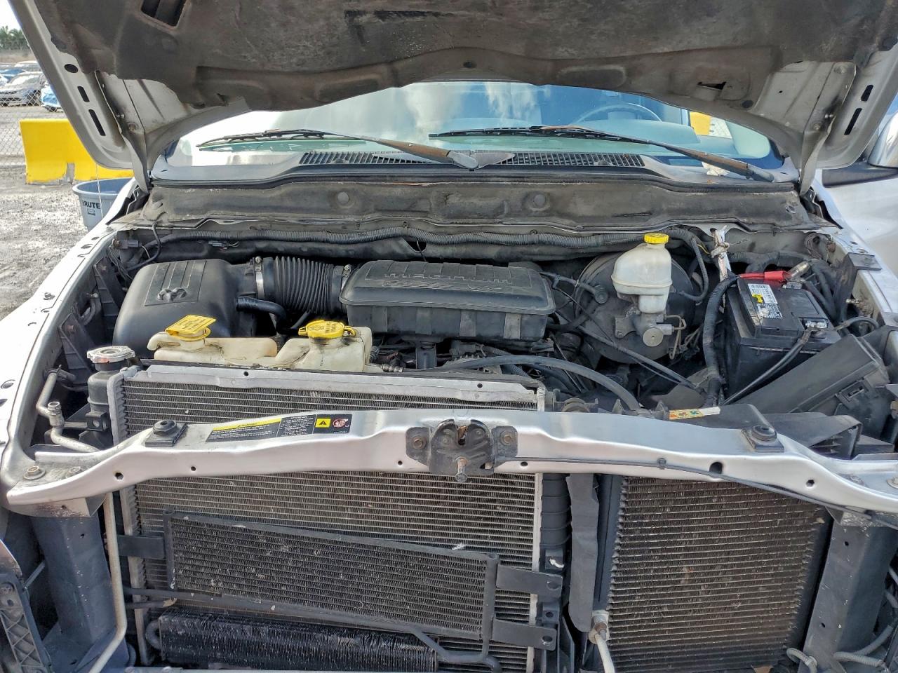 Dodge Ram 1500 St Image 8