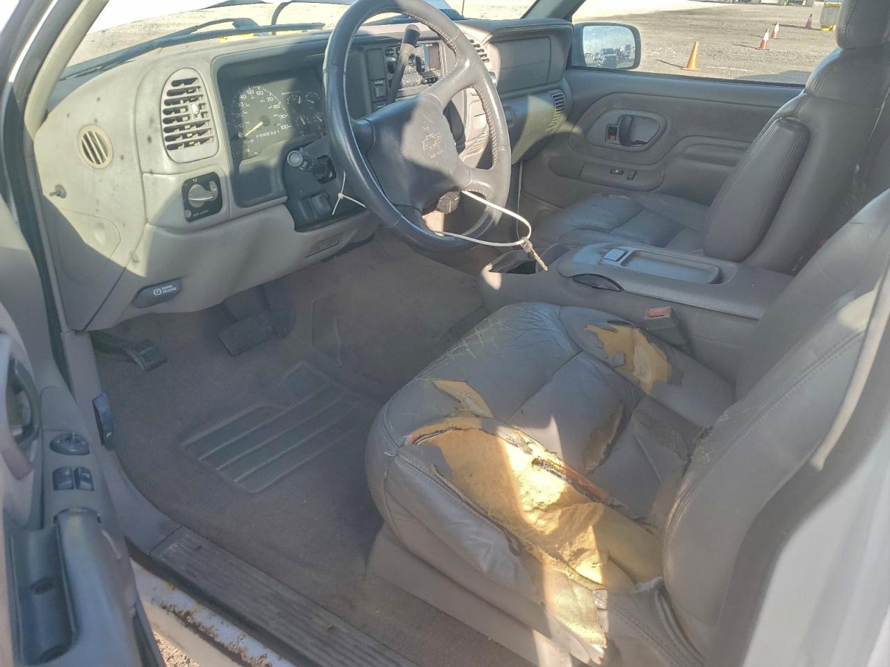 Chevrolet Gmt C1500 Image 12