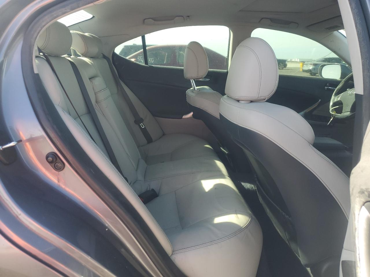 Lexus Is 250 Image 4